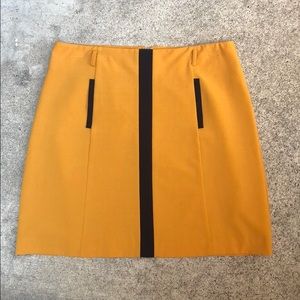 Mustard Yellow & Black Skirt w/ Faux Pockets - 12
